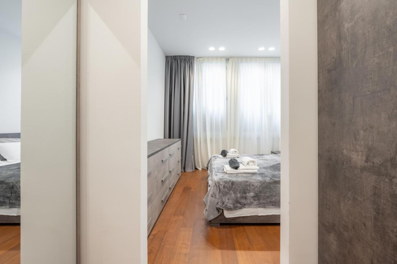We Home - Broletto Boutique Milano Esterno foto